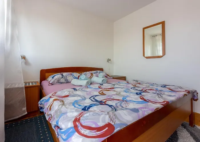 With Parking Space - 5595 * Цриквеница